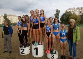4x100 podium