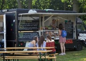 Zlot food trucków