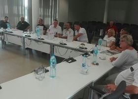 Przedstawiciele międzynarodowych delegacji I.P.A. w ratuszu