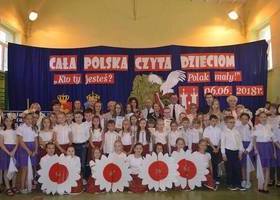 Cała "Trójka" czyta dzieciom