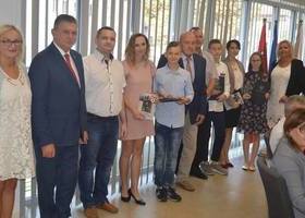 Najlepsi uczniowie nagrodzeni